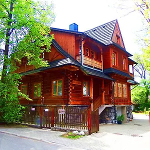 Pensjonat Lipowy Dwor